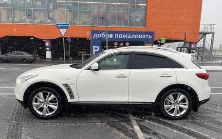 Infiniti QX70, 2014 год, 2 150 000 рублей, 7 фотография