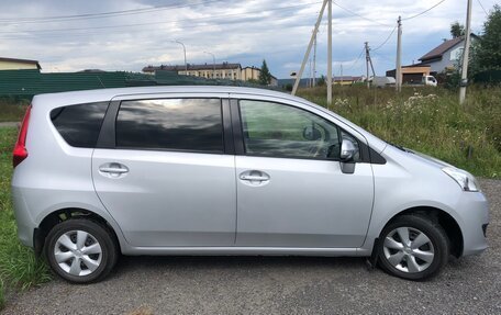 Toyota Passo Sette, 2009 год, 925 000 рублей, 1 фотография