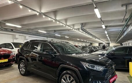 Toyota RAV4, 2021 год, 3 949 000 рублей, 1 фотография