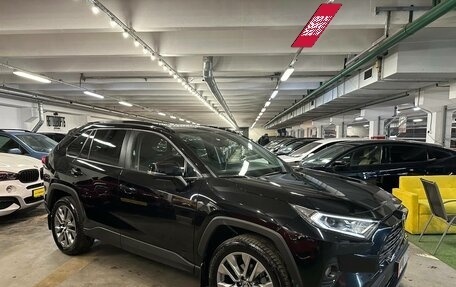 Toyota RAV4, 2021 год, 3 949 000 рублей, 14 фотография