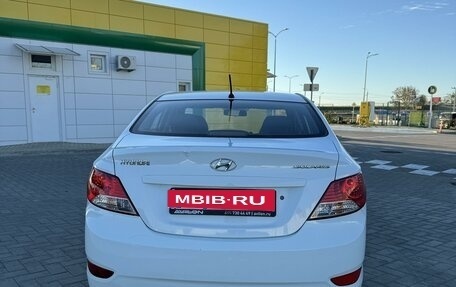 Hyundai Solaris II рестайлинг, 2011 год, 710 000 рублей, 6 фотография