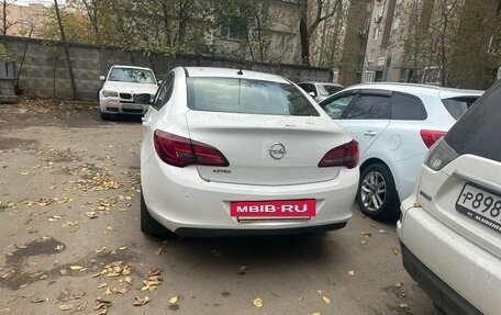 Opel Astra J, 2014 год, 1 200 000 рублей, 3 фотография