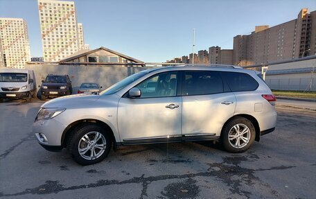 Nissan Pathfinder, 2015 год, 2 160 000 рублей, 5 фотография