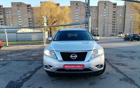 Nissan Pathfinder, 2015 год, 2 160 000 рублей, 2 фотография