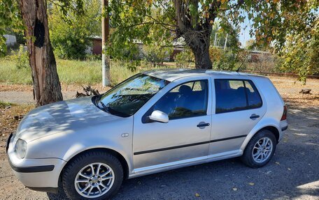 Volkswagen Golf IV, 2001 год, 350 000 рублей, 2 фотография