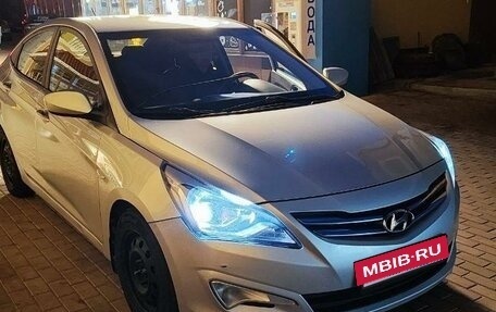 Hyundai Solaris II рестайлинг, 2015 год, 1 150 000 рублей, 4 фотография