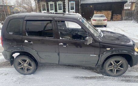 Chevrolet Niva I рестайлинг, 2011 год, 410 000 рублей, 5 фотография