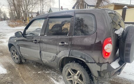 Chevrolet Niva I рестайлинг, 2011 год, 410 000 рублей, 10 фотография