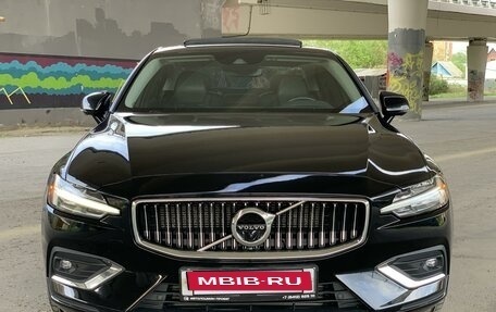 Volvo S60 III, 2020 год, 3 399 999 рублей, 2 фотография