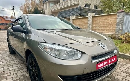 Renault Fluence I, 2011 год, 590 000 рублей, 2 фотография