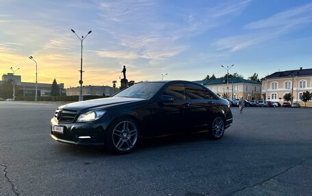 Mercedes-Benz C-Класс, 2012 год, 1 500 000 рублей, 1 фотография