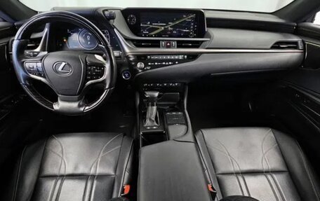 Lexus ES VII, 2021 год, 4 100 000 рублей, 7 фотография