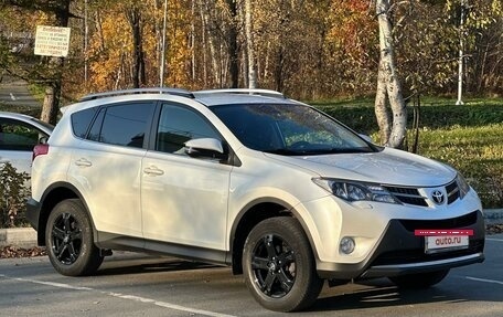 Toyota RAV4, 2013 год, 2 200 000 рублей, 2 фотография