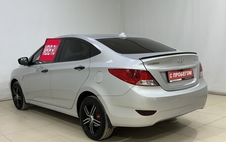 Hyundai Solaris II рестайлинг, 2012 год, 745 000 рублей, 4 фотография