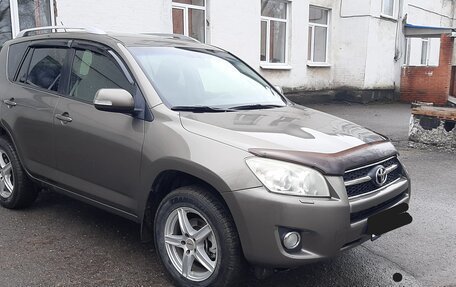 Toyota RAV4, 2010 год, 1 570 000 рублей, 2 фотография