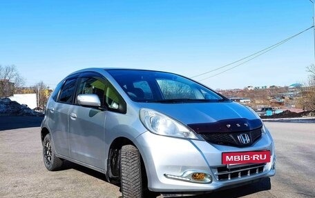 Honda Fit III, 2012 год, 910 000 рублей, 4 фотография