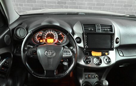 Toyota RAV4, 2011 год, 1 780 000 рублей, 14 фотография