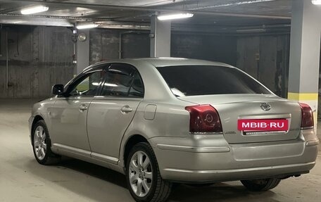 Toyota Avensis III рестайлинг, 2006 год, 815 000 рублей, 5 фотография