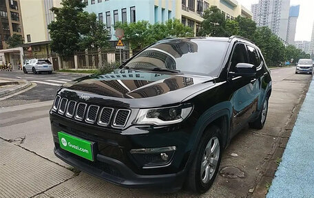 Jeep Compass II, 2021 год, 1 775 000 рублей, 3 фотография