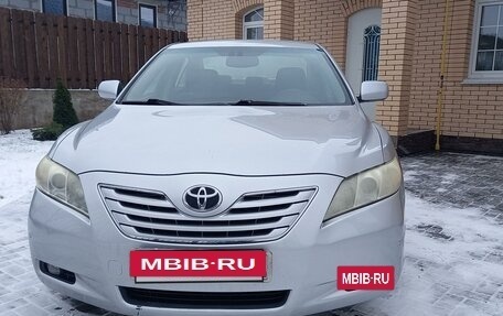 Toyota Camry, 2008 год, 1 190 000 рублей, 2 фотография