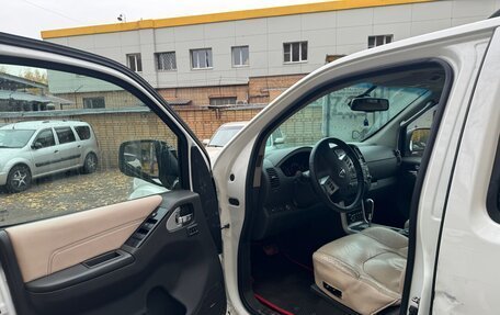 Nissan Pathfinder, 2012 год, 1 250 000 рублей, 17 фотография