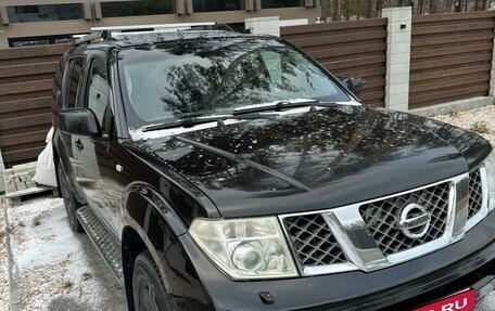 Nissan Pathfinder, 2005 год, 990 000 рублей, 2 фотография