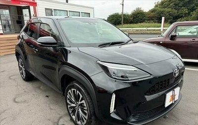 Toyota Yaris Cross, 2020 год, 1 800 000 рублей, 1 фотография