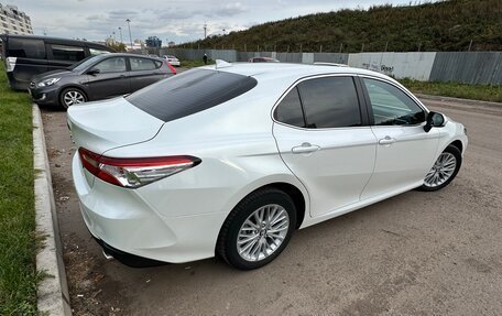 Toyota Camry, 2020 год, 2 930 000 рублей, 4 фотография