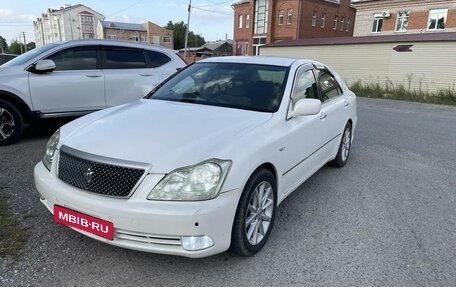 Toyota Crown, 2004 год, 400 000 рублей, 2 фотография