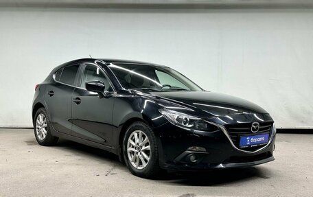 Mazda 3, 2016 год, 1 600 000 рублей, 2 фотография