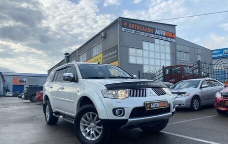 Mitsubishi Pajero Sport II рестайлинг, 2013 год, 1 850 000 рублей, 3 фотография