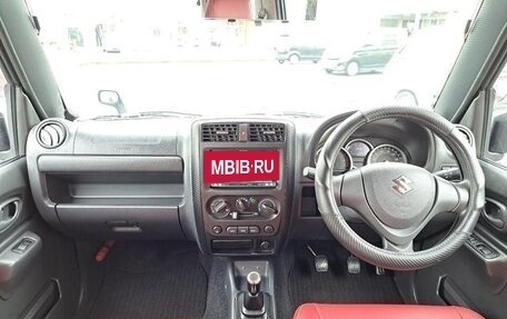 Suzuki Jimny, 2016 год, 1 050 000 рублей, 12 фотография