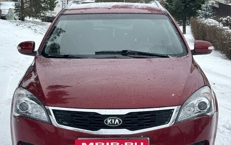 KIA cee'd I рестайлинг, 2010 год, 635 000 рублей, 2 фотография