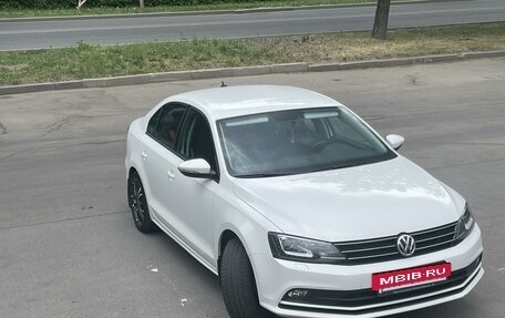 Volkswagen Jetta VI, 2015 год, 1 630 000 рублей, 3 фотография