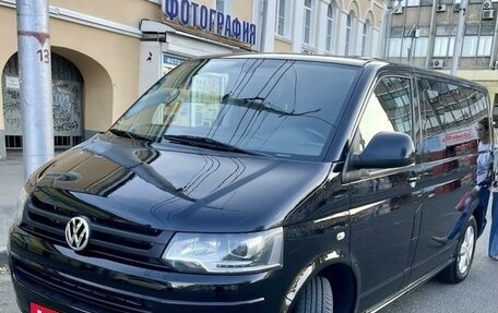 Volkswagen Multivan T5, 2012 год, 2 500 000 рублей, 2 фотография