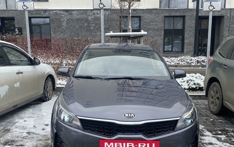 KIA Rio IV, 2021 год, 2 000 000 рублей, 4 фотография