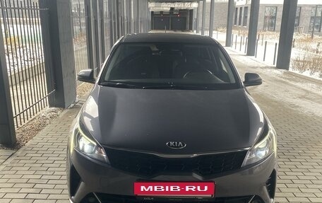 KIA Rio IV, 2021 год, 2 000 000 рублей, 6 фотография