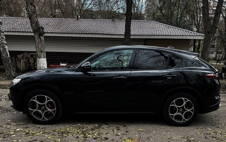 Alfa Romeo Stelvio, 2018 год, 3 250 000 рублей, 8 фотография