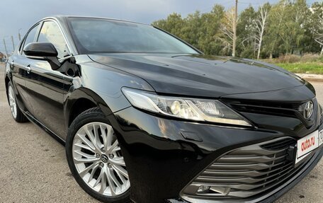 Toyota Camry, 2019 год, 2 790 000 рублей, 4 фотография