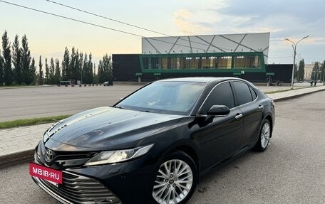 Toyota Camry, 2019 год, 2 790 000 рублей, 3 фотография