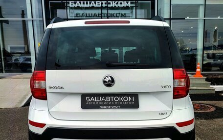 Skoda Yeti I рестайлинг, 2017 год, 1 400 000 рублей, 4 фотография