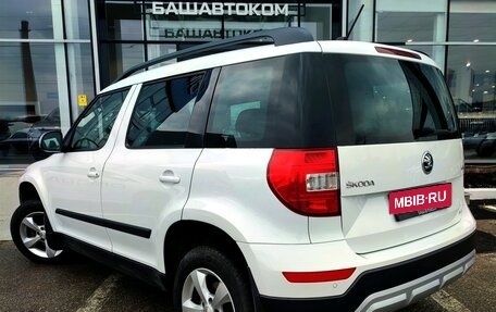 Skoda Yeti I рестайлинг, 2017 год, 1 400 000 рублей, 6 фотография