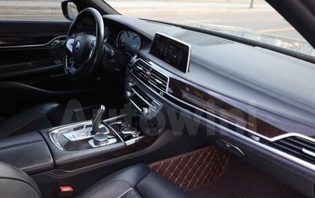 BMW 7 серия, 2016 год, 4 300 000 рублей, 8 фотография