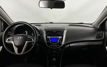 Hyundai Solaris II рестайлинг, 2013 год, 1 095 000 рублей, 16 фотография