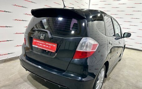 Honda Fit III, 2010 год, 870 000 рублей, 19 фотография