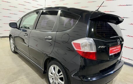 Honda Fit III, 2010 год, 870 000 рублей, 14 фотография