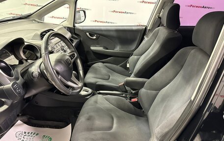 Honda Fit III, 2010 год, 870 000 рублей, 22 фотография