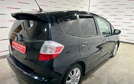 Honda Fit III, 2010 год, 870 000 рублей, 18 фотография