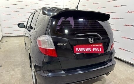 Honda Fit III, 2010 год, 870 000 рублей, 13 фотография