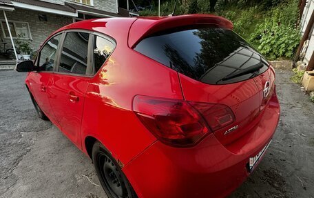 Opel Astra J, 2011 год, 520 000 рублей, 9 фотография